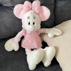 Minnie Mouse plush